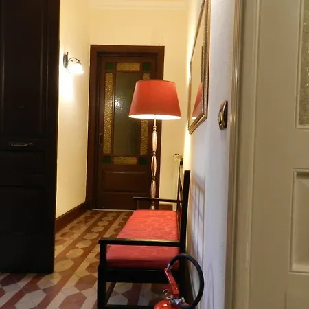 La Vecchia Palma Alojamento de Acomodação e Pequeno-almoço 3*